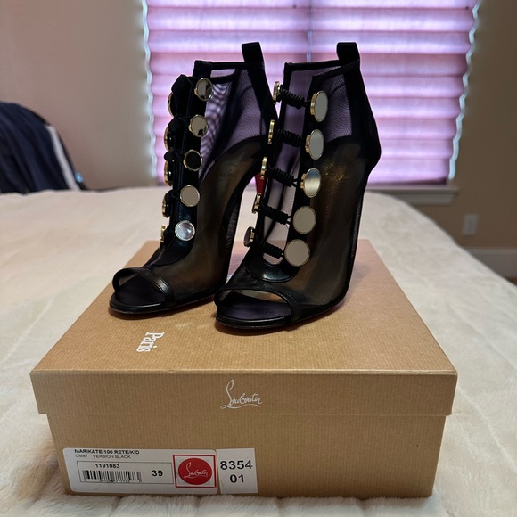 Christian Louboutin Black and Gold Mesh Heels - Picture 2 of 5
